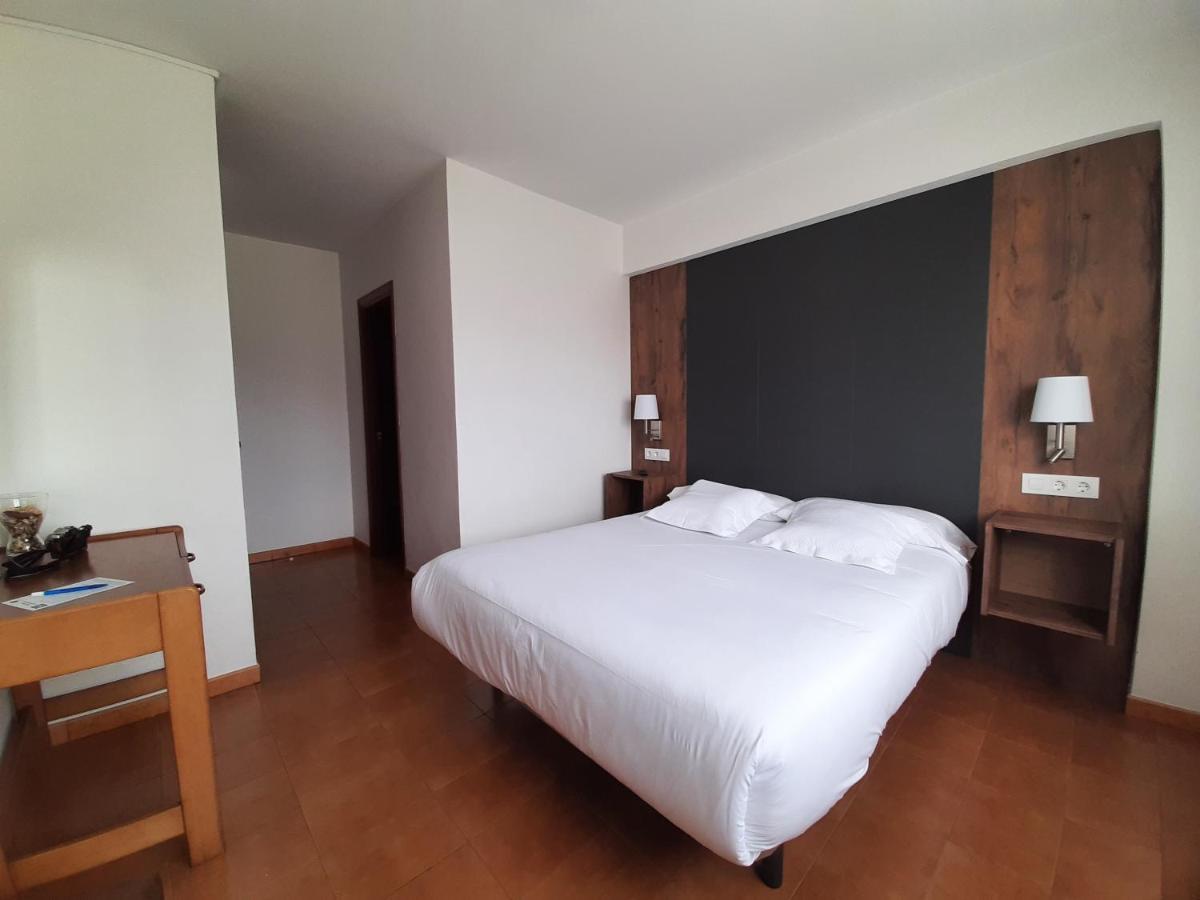 מיניו Hotel La Terraza מראה חיצוני תמונה