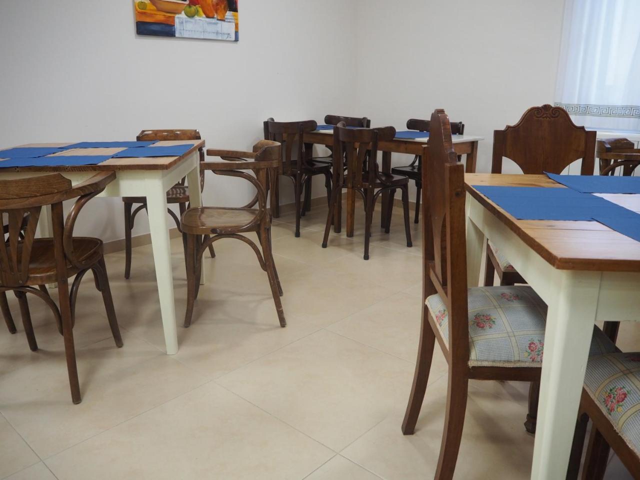 מיניו Hotel La Terraza מראה חיצוני תמונה