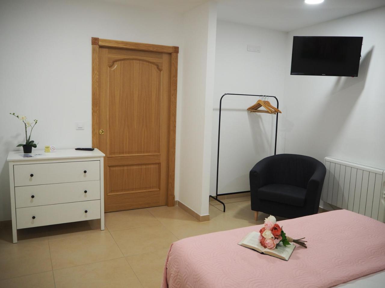 מיניו Hotel La Terraza מראה חיצוני תמונה